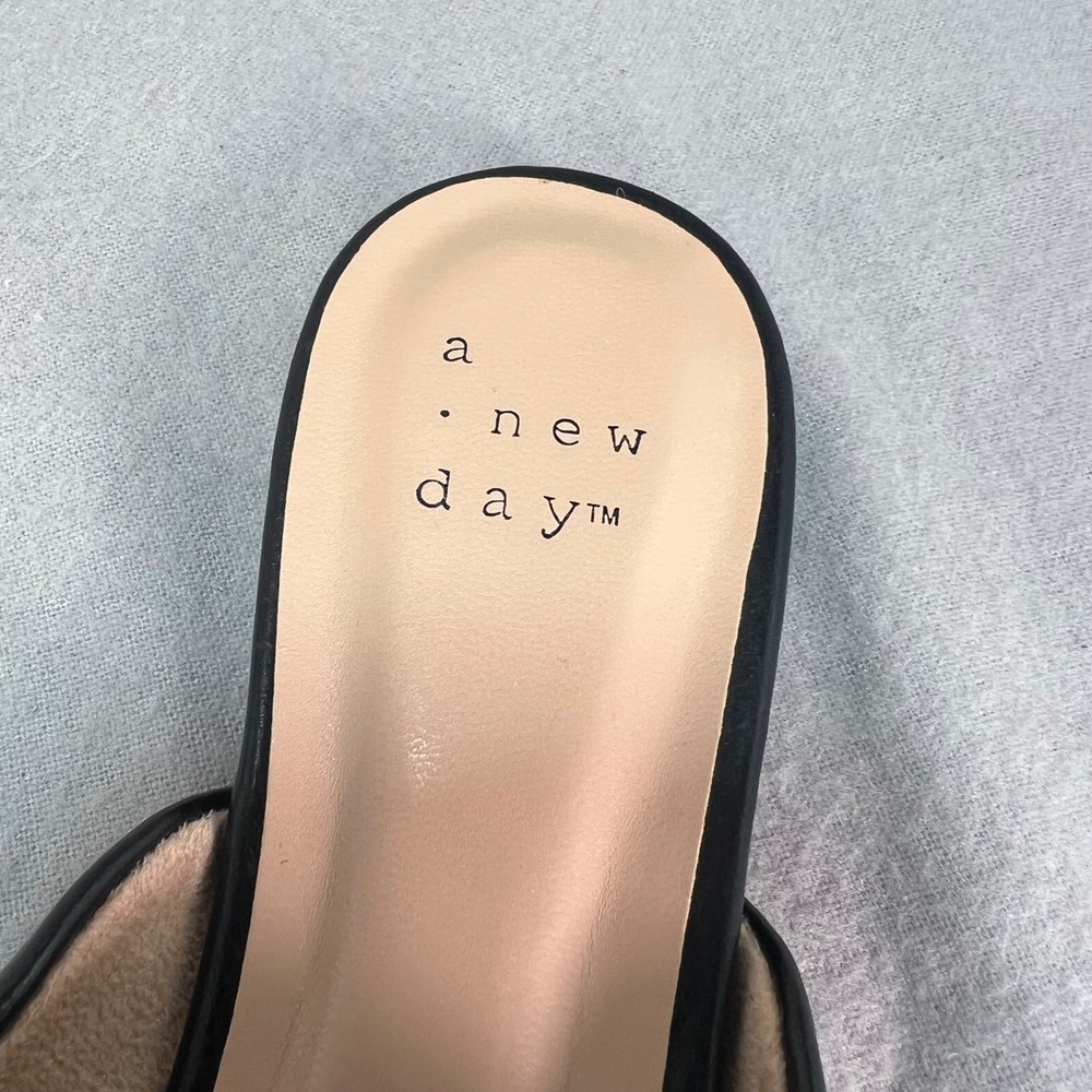 A New Day Celeste Black Pointed Toe Mule Slip On Flats Minimalist Chic Size 6 - Picture 9 of 11